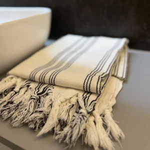 ALI – minimalistyczny ręcznik z bawełny